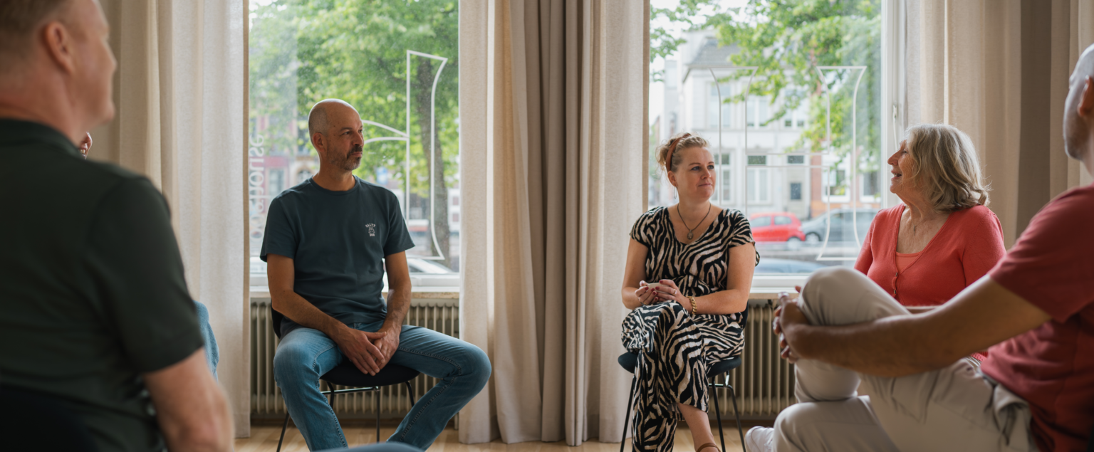 Begeleid gesprek tijdens conflictbemiddeling bij Bisho in Groningen